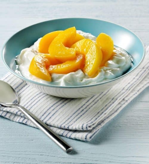 Peach Slices with Yoghurt Breakfast