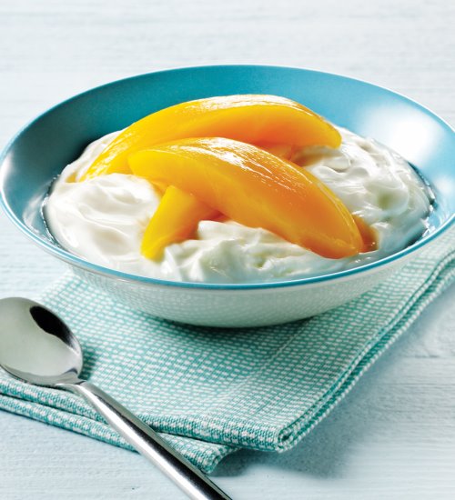 Mango Slices with Yoghurt